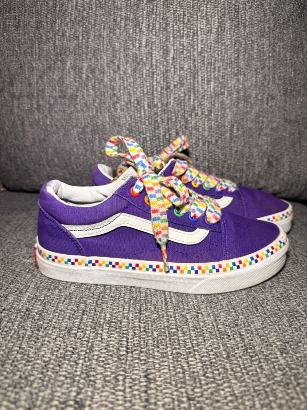 SOLD* Vans kids Old Skool Purple Rainbow Checkered lace up Size 2.5